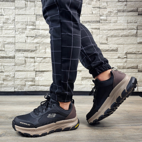 Pantofi sport, barbati, SKECHERS D'LUX TREKKER 237565-BKNT negru, textil